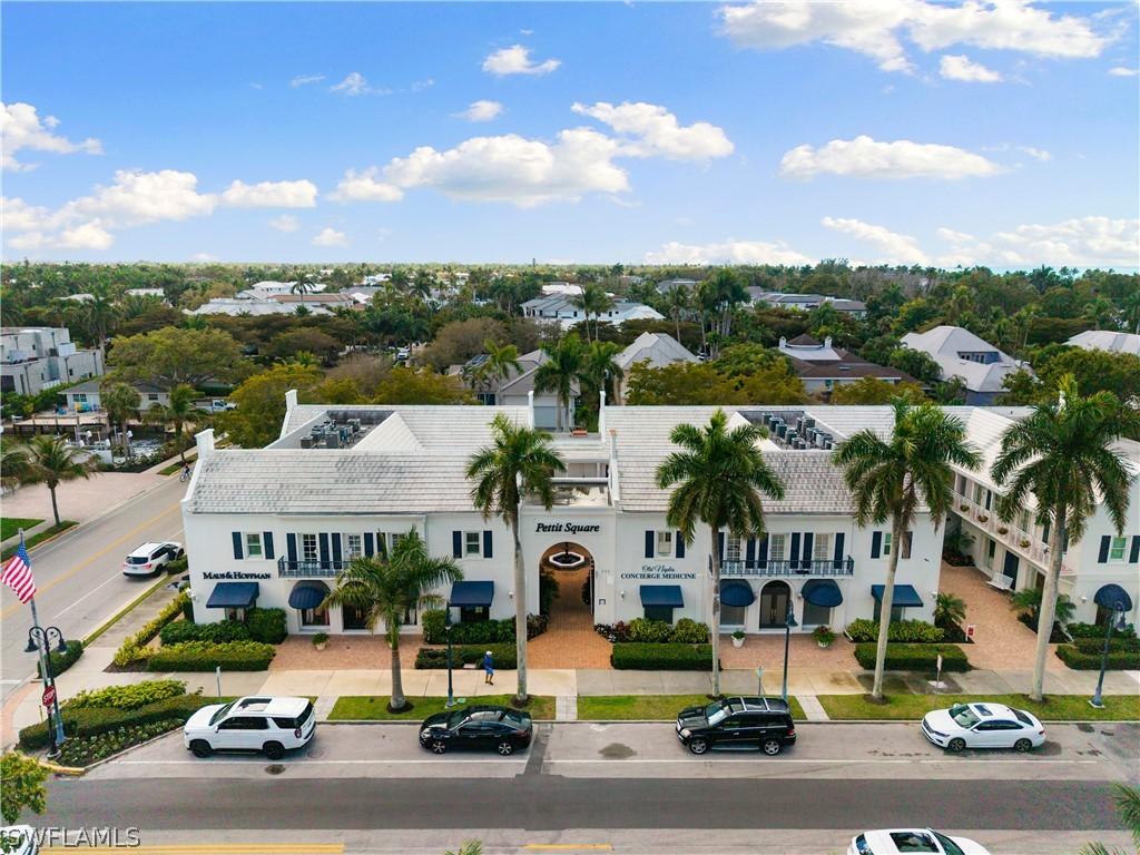 292 14th Ave. #A, Naples, FL 34102