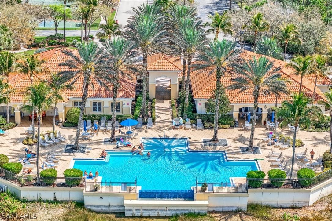 2040 Tarpon Bay Dr. #201, Naples, FL 34119