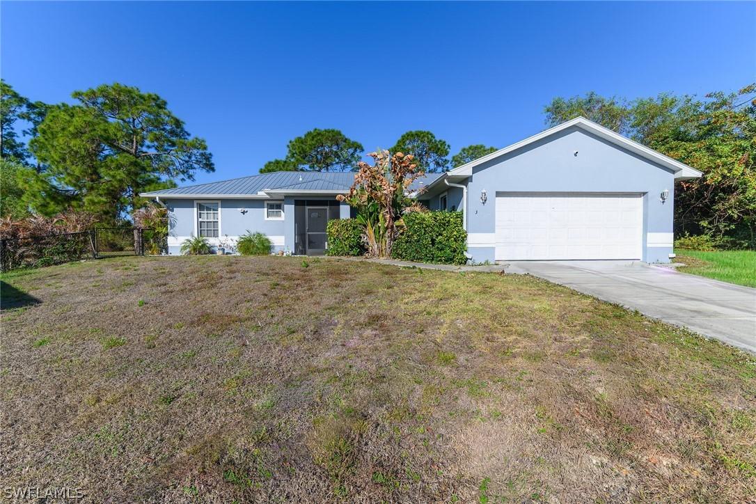 376 Butler Ave., Lehigh Acres, FL 33974