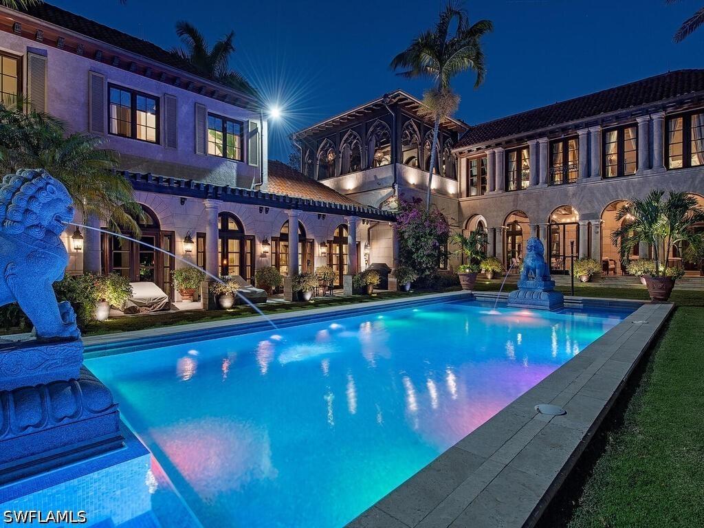 3200 Green Dolphin Ln., Naples, FL 34102