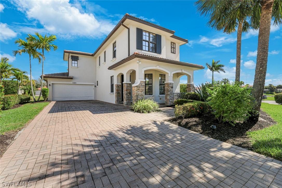 1307 Kendari Ter., Naples, FL 34113