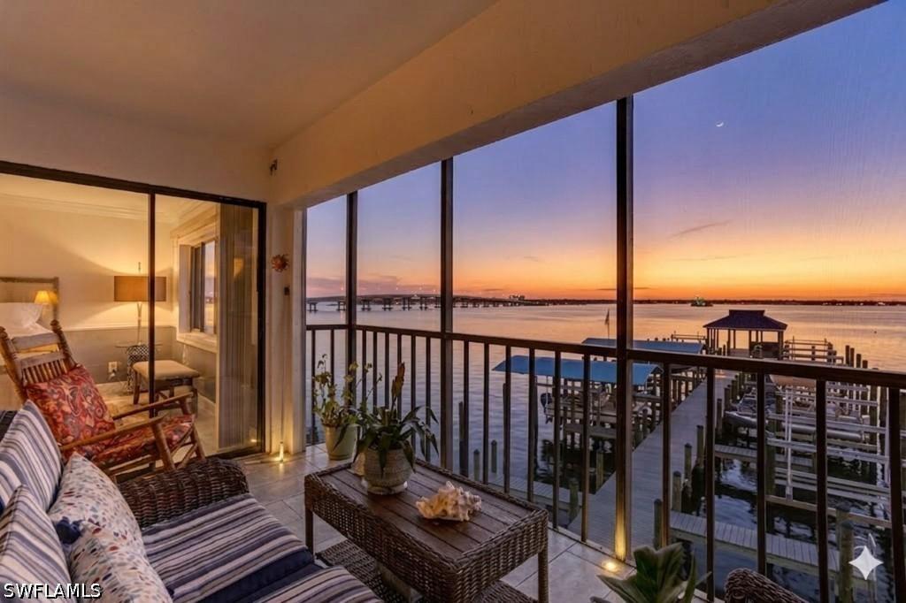 2711 1st St. #402, Fort Myers, FL 33916