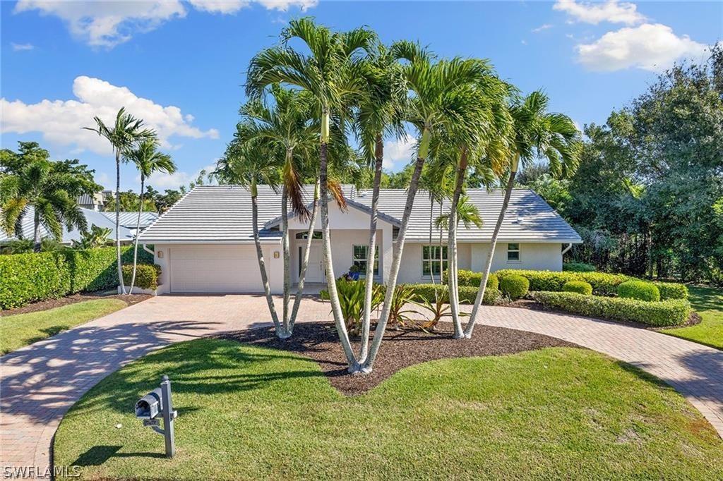 3720 Parkview Way, Naples, FL 34103