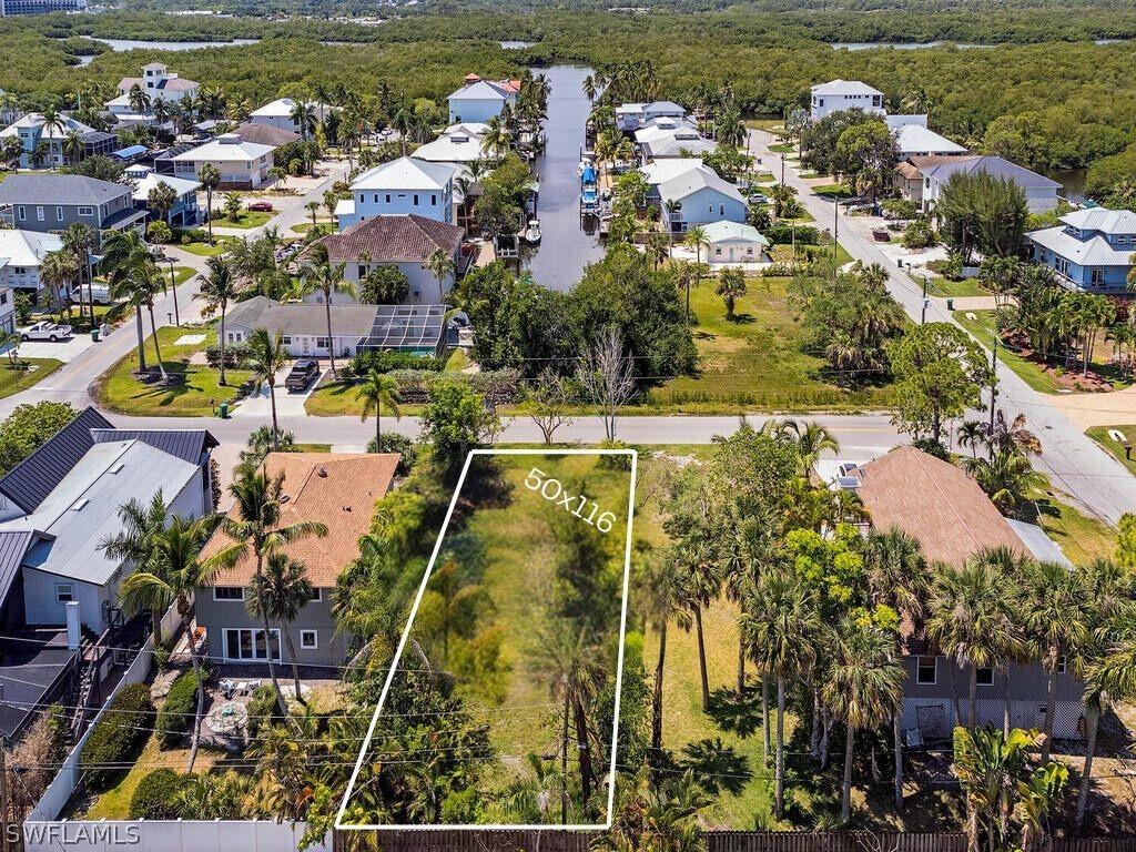 723 Glendale Ave., Naples, FL 34110