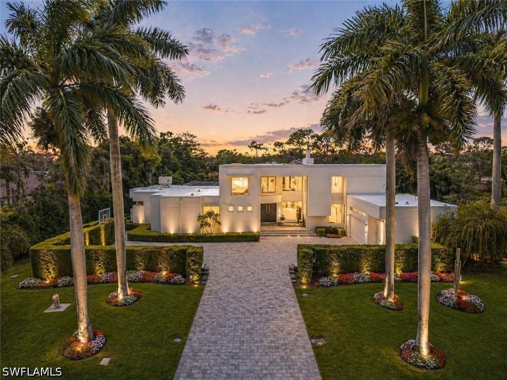 12933 Coco Plum Ln., Naples, FL 34119