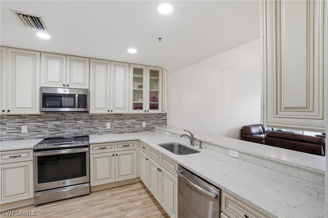 3554 Haldeman Creek Dr. #113, Naples, FL 34112