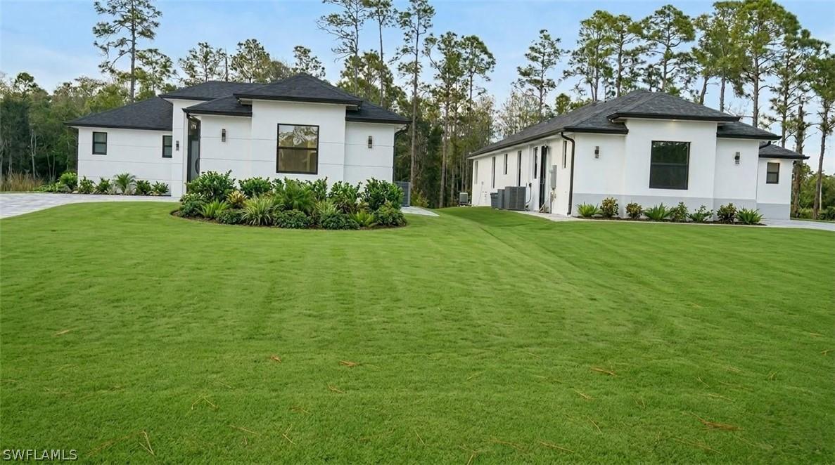 3549 43rd Ave., Naples, FL 34120