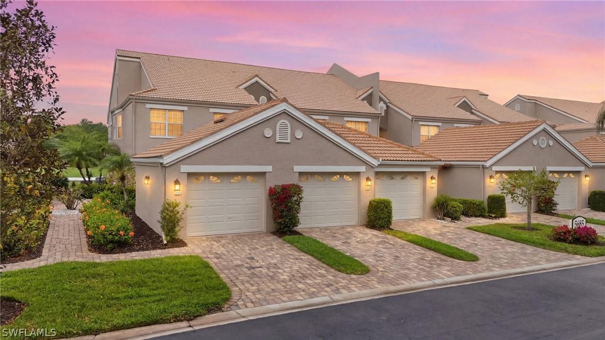 5685 Heron Ln. #301, Naples, FL 34110