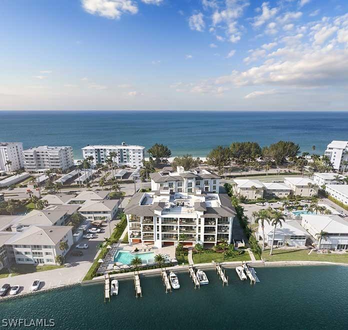 2020 Gulf Shore Blvd. #PH-201W, Naples, FL 34102