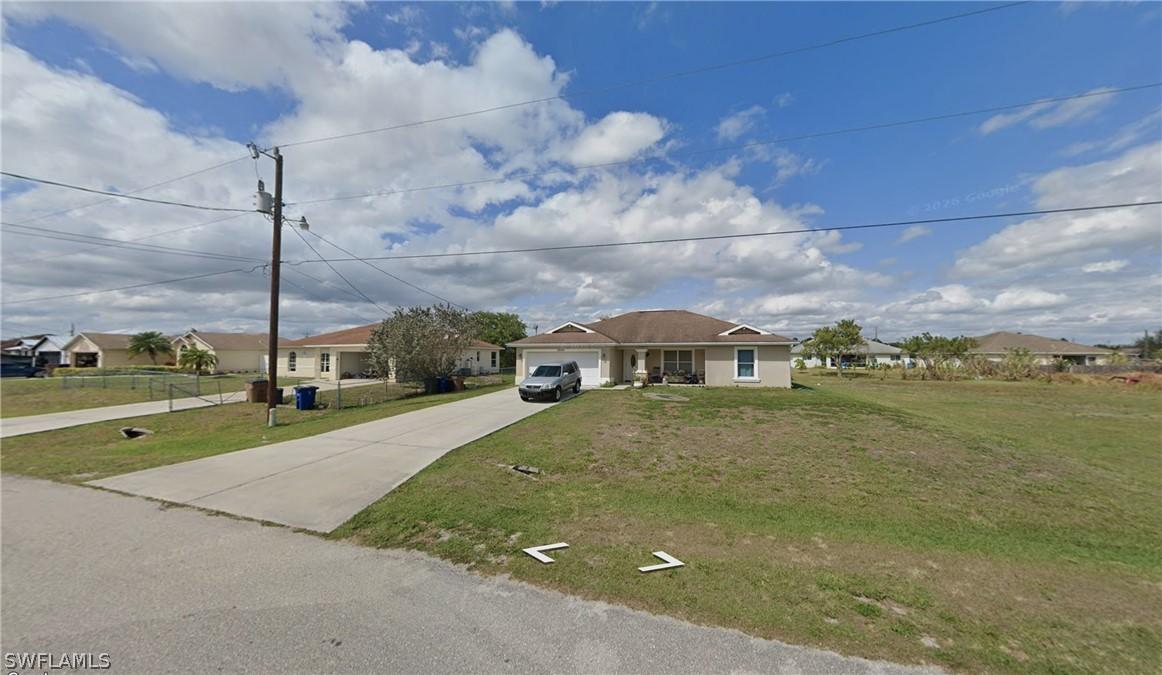 3904 11th St., Lehigh Acres, FL 33971