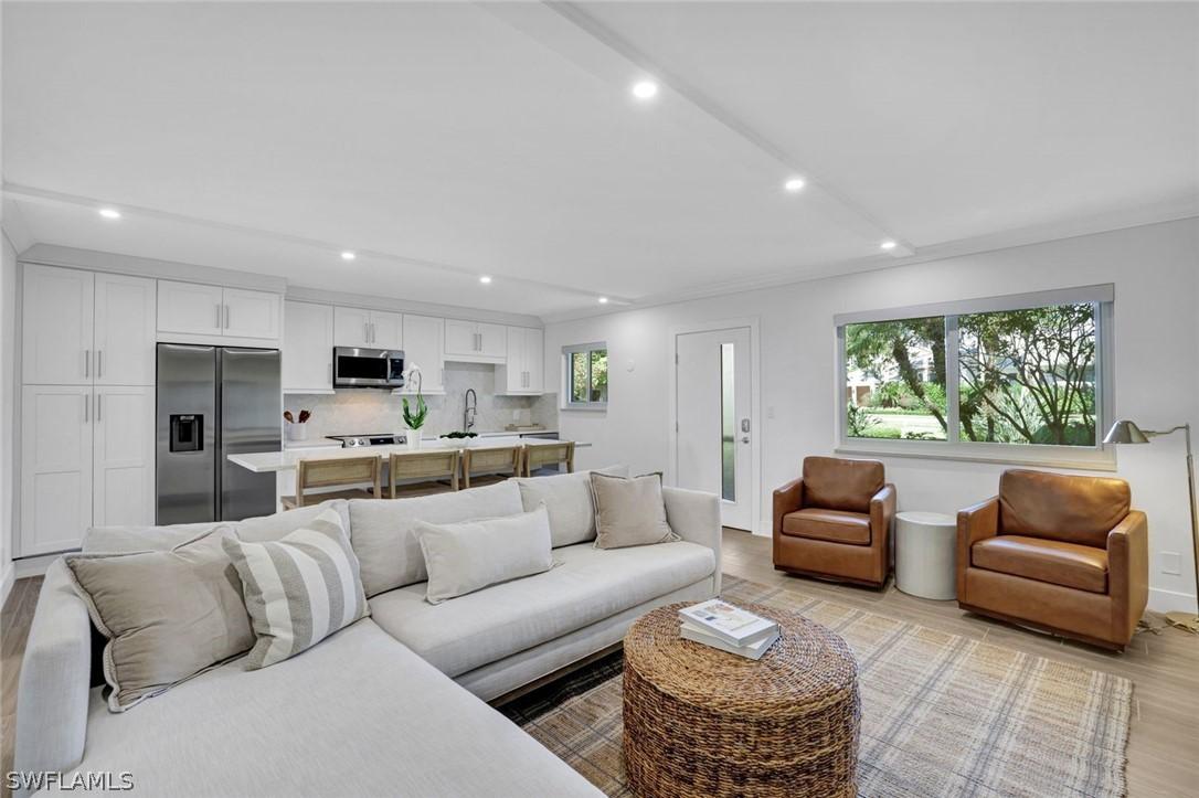 1100 Gulf Shore Blvd. #103, Naples, FL 34102