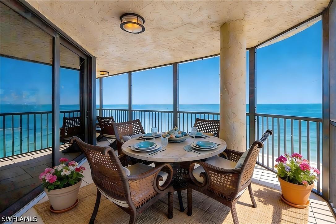 9653 Gulf Shore Dr. #903, Naples, FL 34108