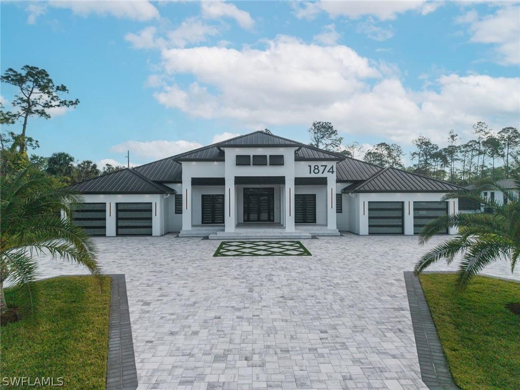 1874 39th St., Naples, FL 34117