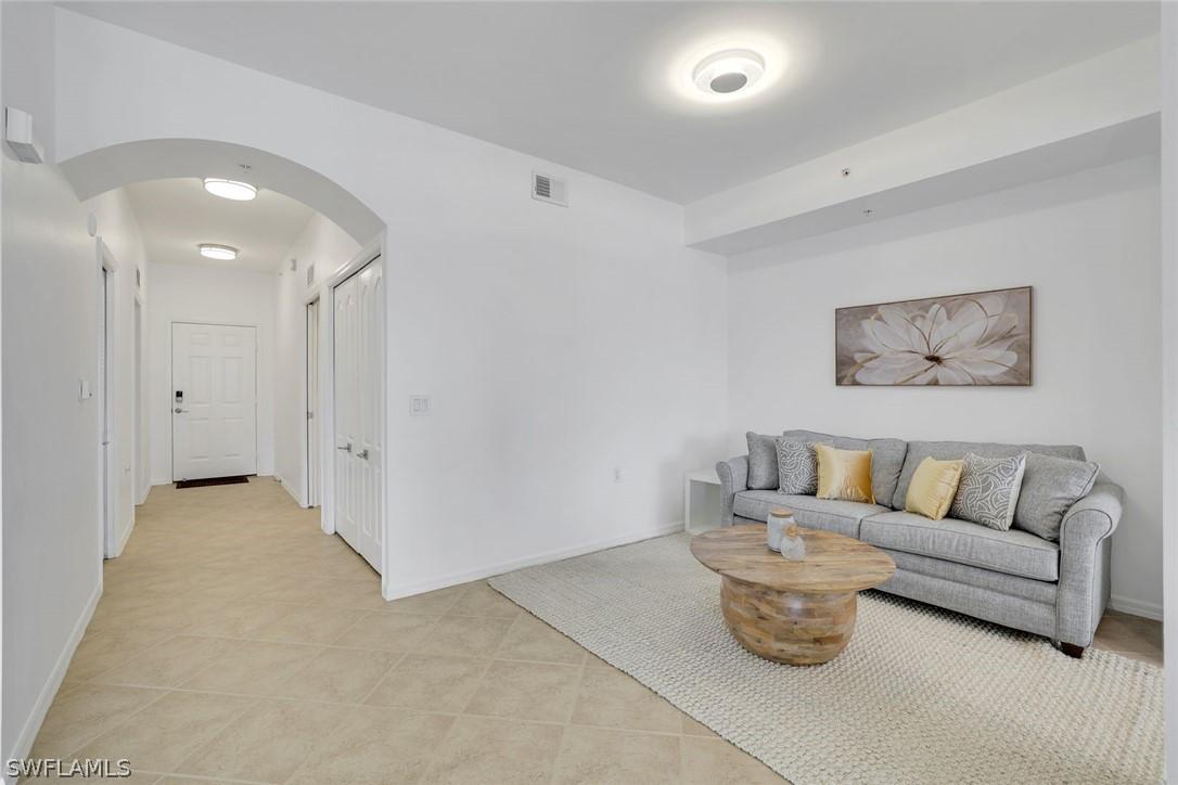 2740 Cypress Trace Cir. #2717, Naples, FL 34119