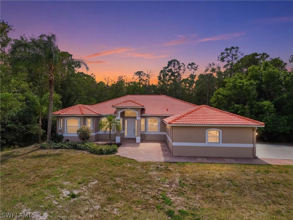 2480 52nd Ave., Naples, FL 34120