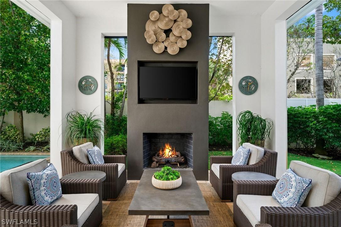 9172 Mercato Ln., Naples, FL 34108