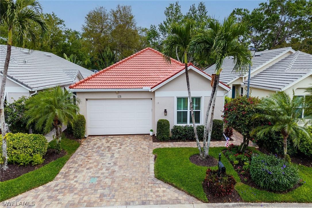 128 Livermore Ln., Naples, FL 34119