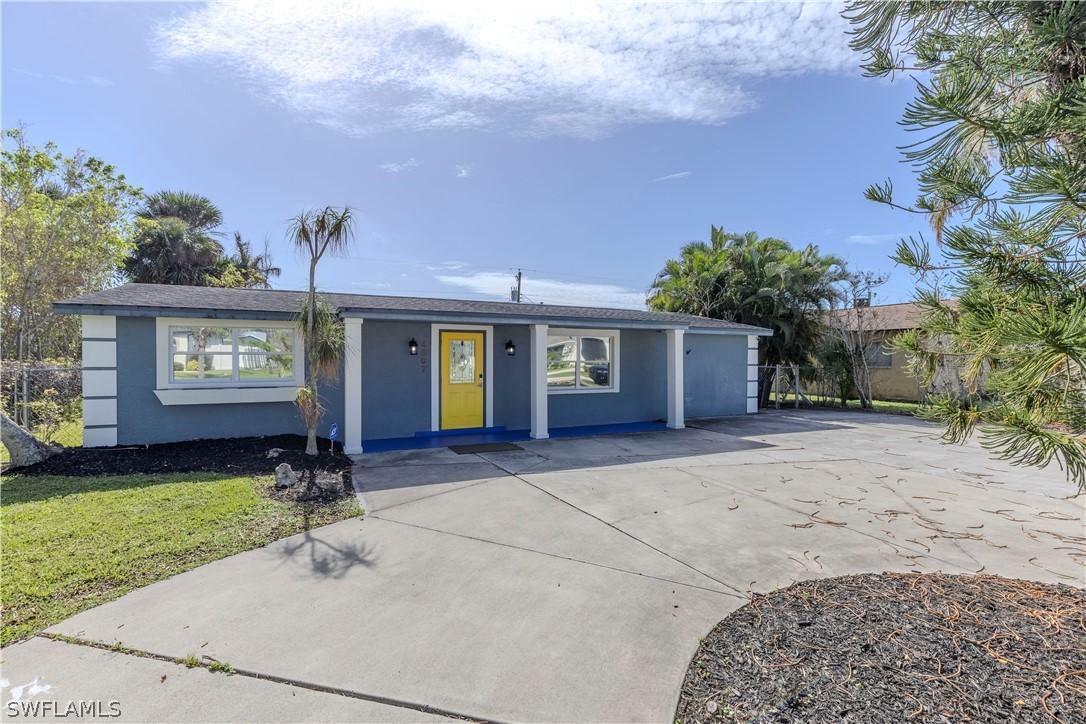 4567 San Antonio Ln., Bonita Springs, FL 34134