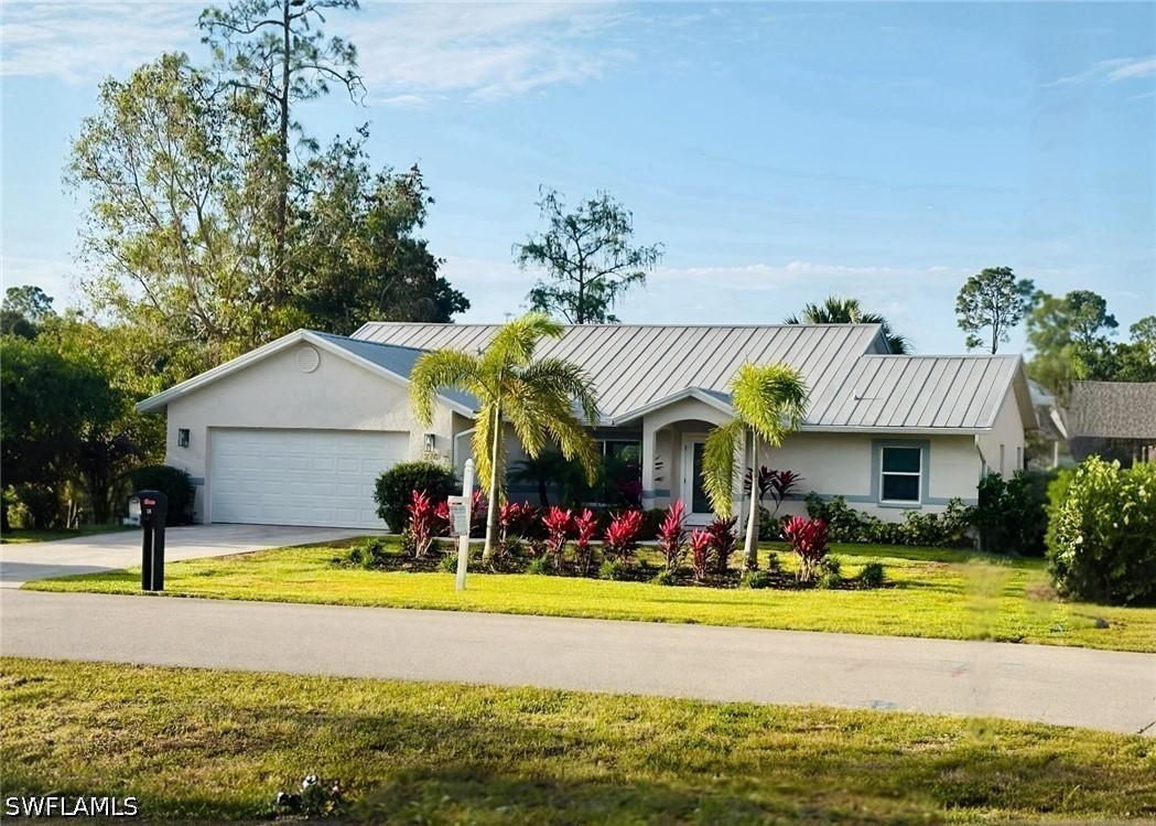 270 Madison Dr., Naples, FL 34110