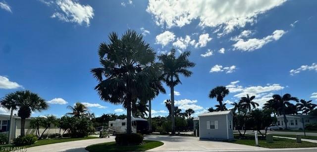 1169 Diamond Lake Cir., Naples, FL 34114