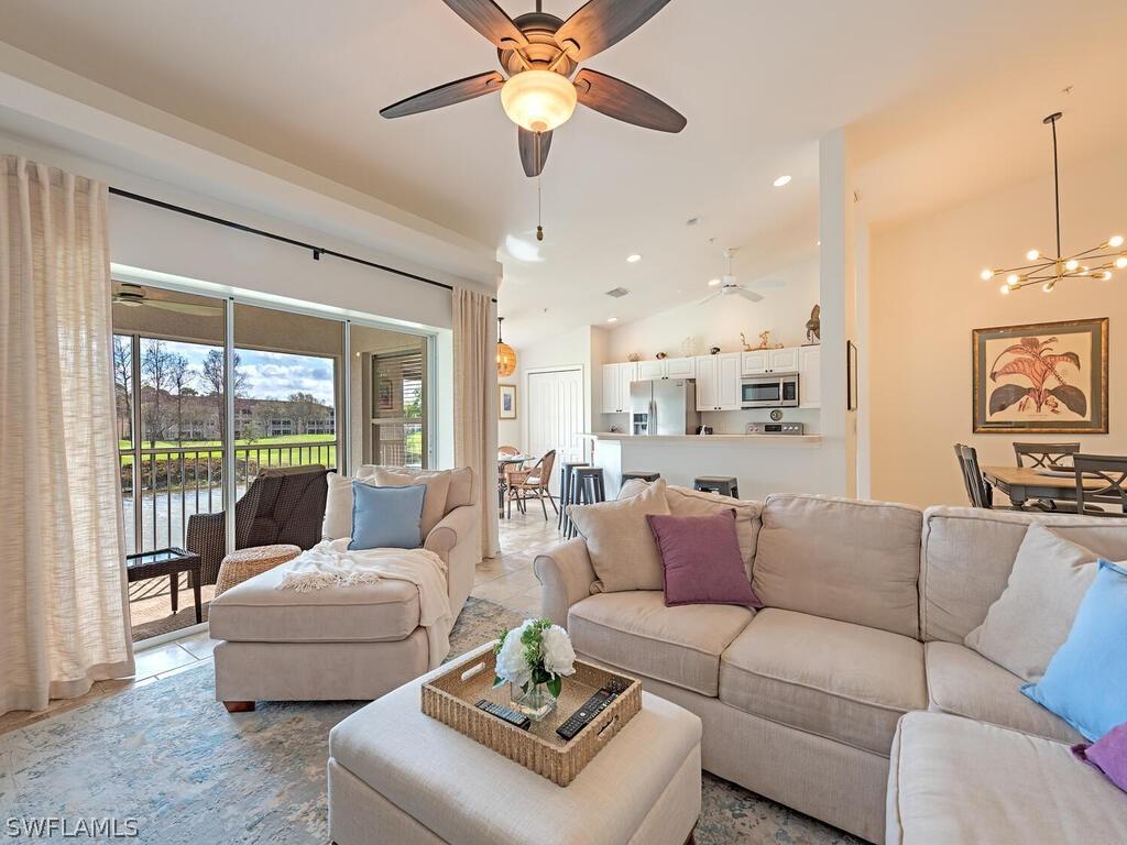 2880 Cypress Trace Cir. #202, Naples, FL 34119