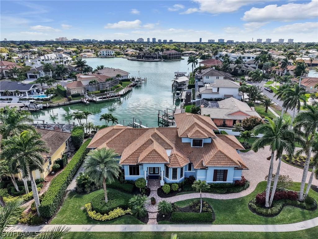 474 Pepperwood Ct., Marco Island, FL 34145