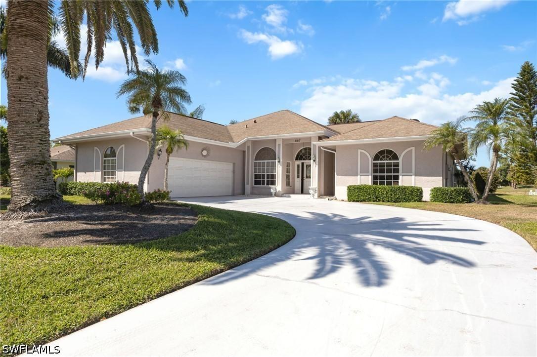 867 Saint Andrews Blvd., Naples, FL 34113