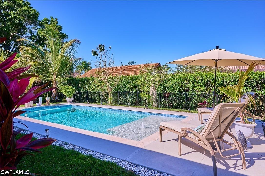 186 Muirfield Cir., Naples, FL 34113
