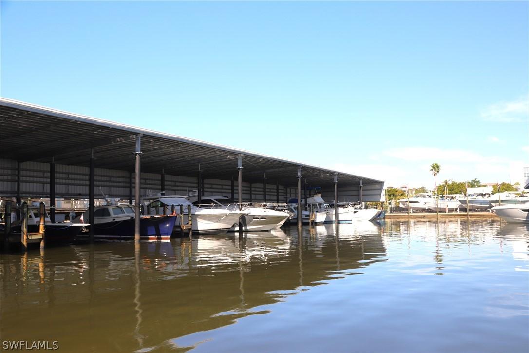 705 11th St., Naples, FL 34102