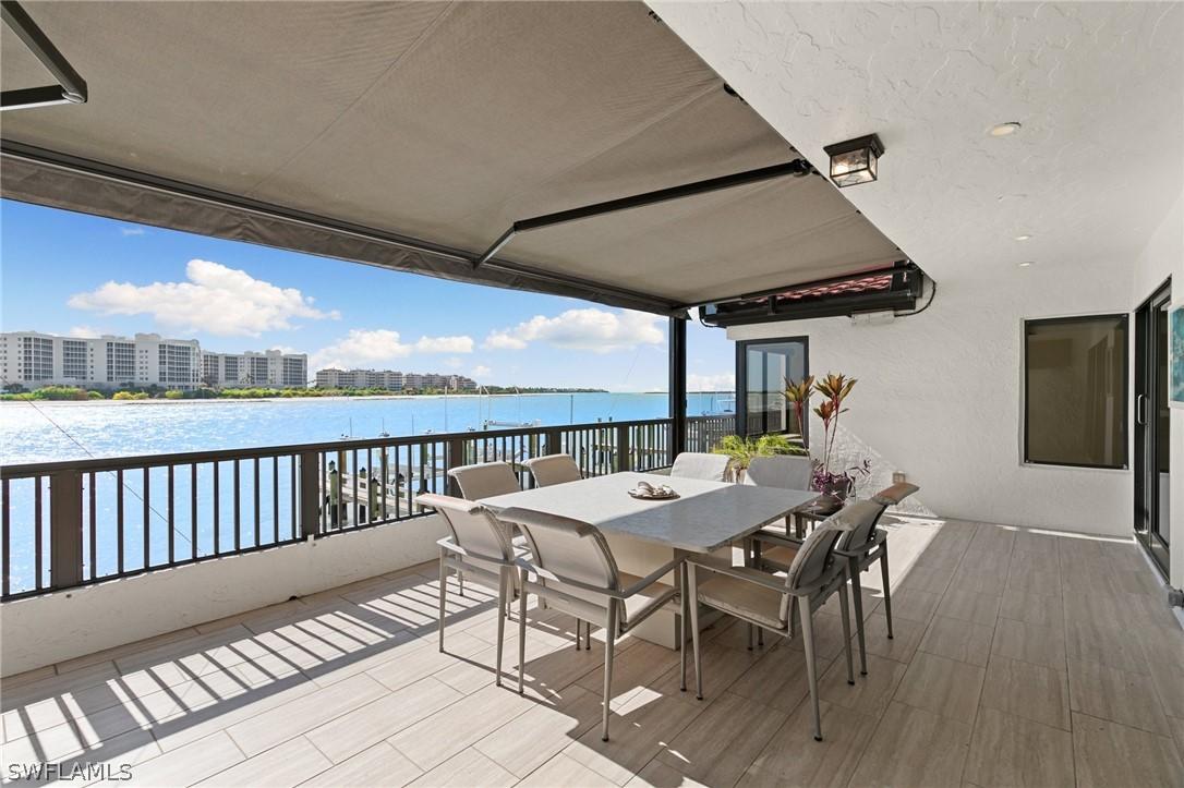 406 La Peninsula Blvd., Naples, FL 34113