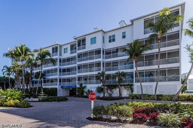 160 Palm St. #312, Marco Island, FL 34145