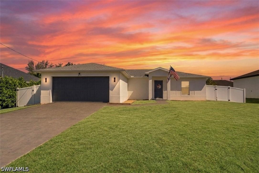 2903 NW 4th Pl., Cape Coral, FL 33993