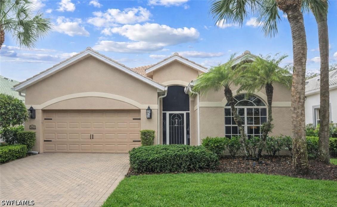 3603 Grand Cypress Dr., Naples, FL 34119