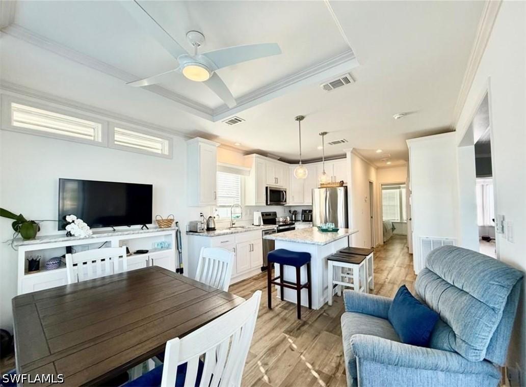 524 Cheetah Dr., Naples, FL 34114