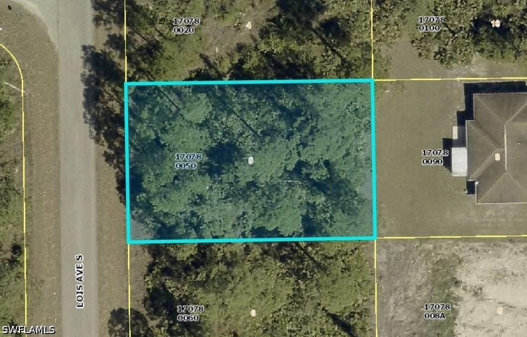 463 Lois Ave., Lehigh Acres, FL 33974