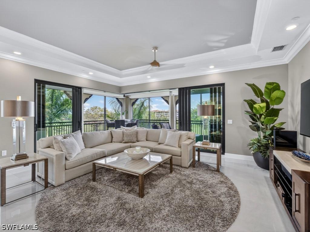 16371 Viansa Way #201, Naples, FL 34110