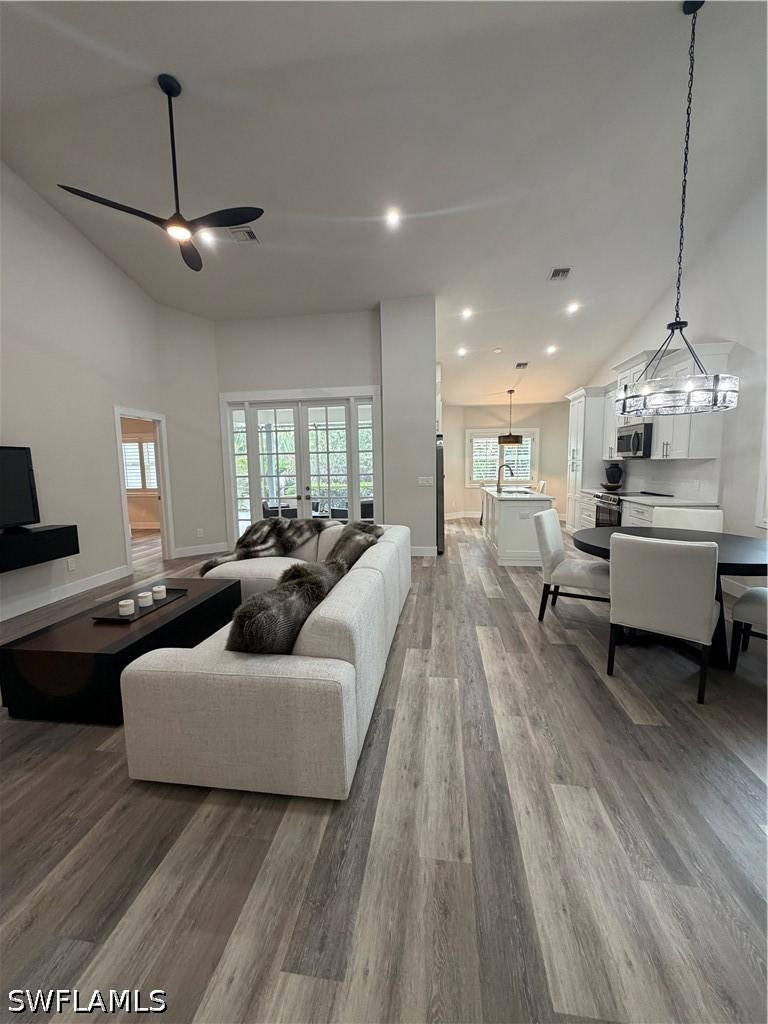 27181 Kindlewood Ln., Bonita Springs, FL 34134