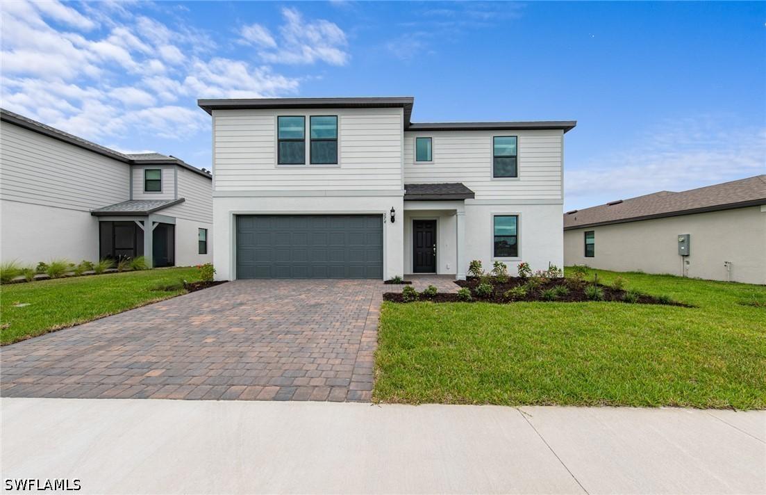 274 Silent Lake Dr., Lehigh Acres, FL 33936
