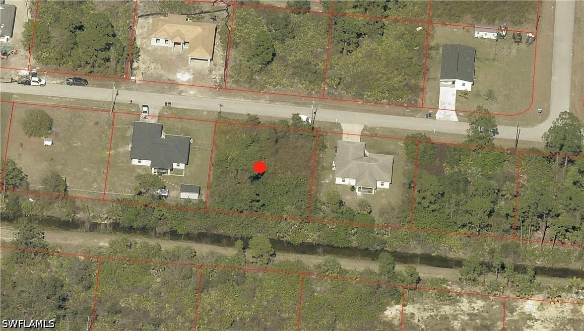 918 Anthony St., Lehigh Acres, FL 33974