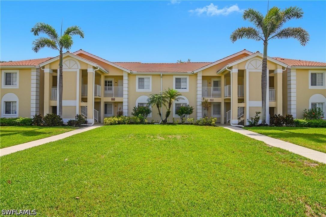 7774 Jewel Ln. #203, Naples, FL 34109