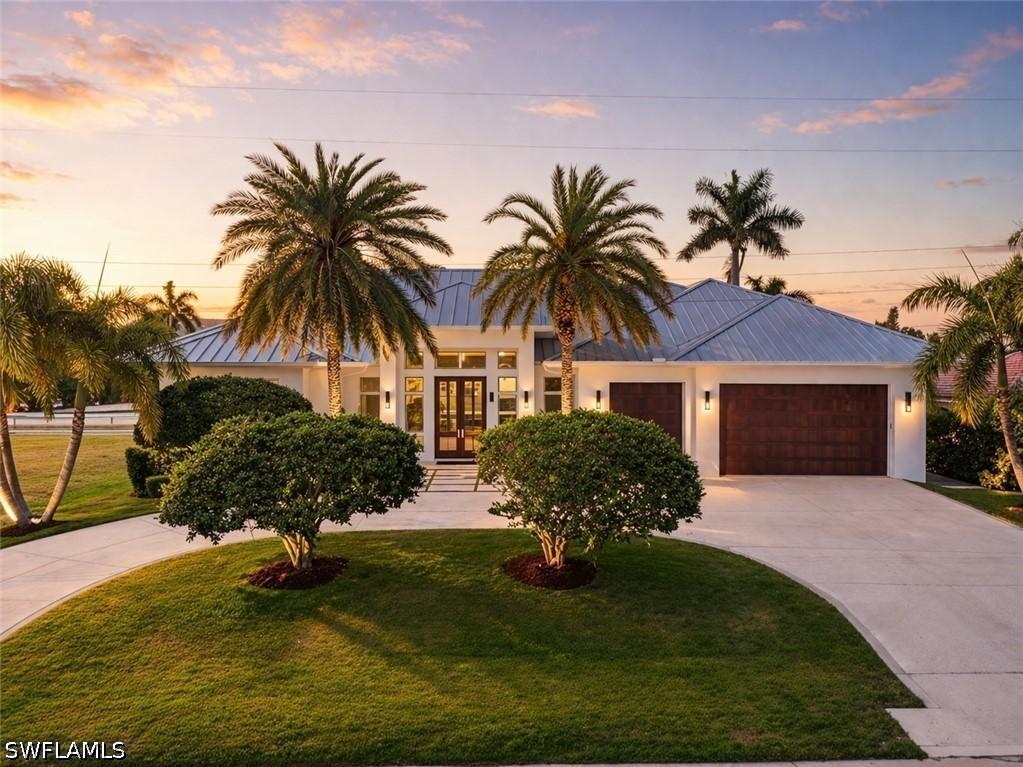 1467 Marlin Dr., Naples, FL 34102