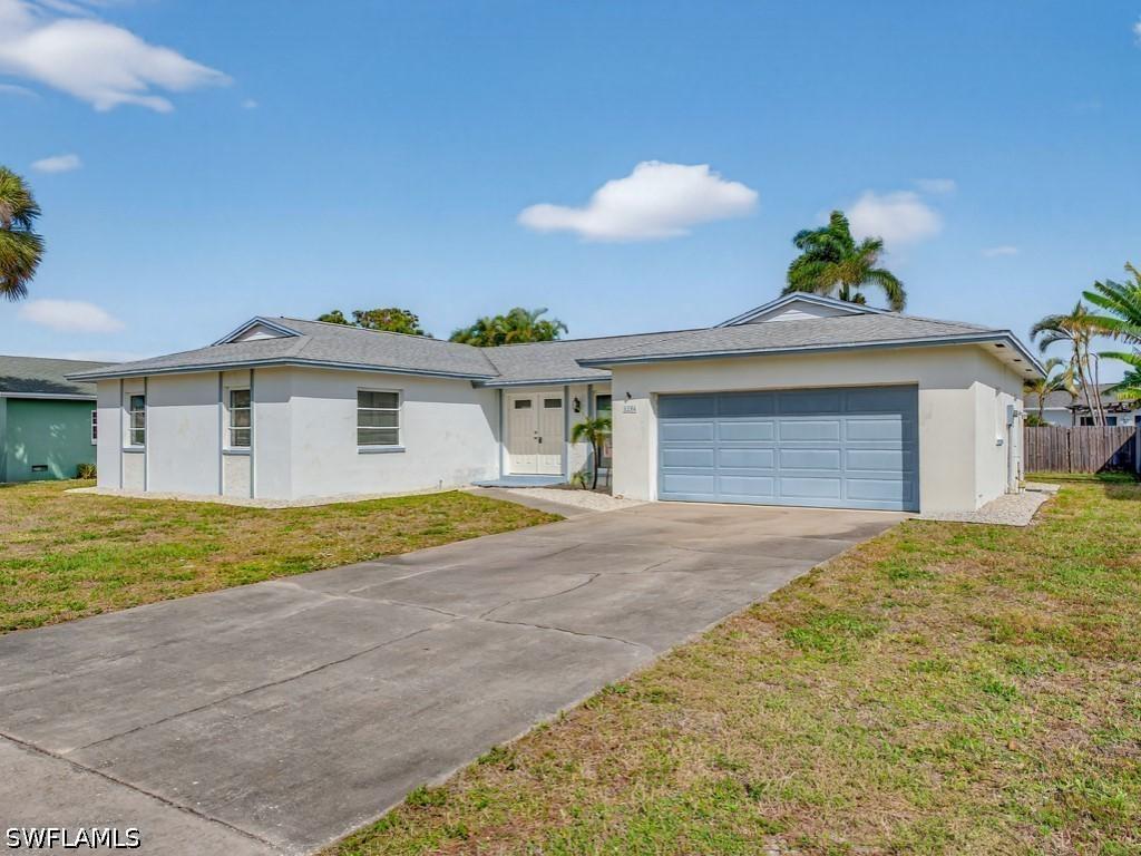 1256 Bluebird Ave., Marco Island, FL 34145