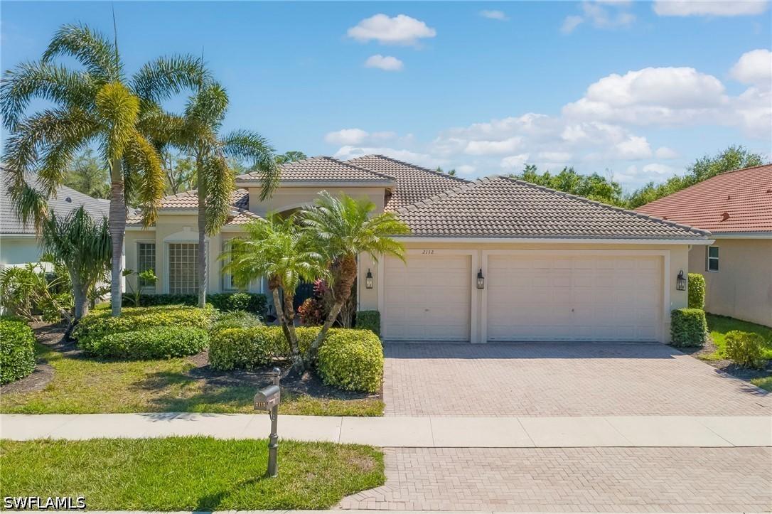 2112 Amargo Way, Naples, FL 34119