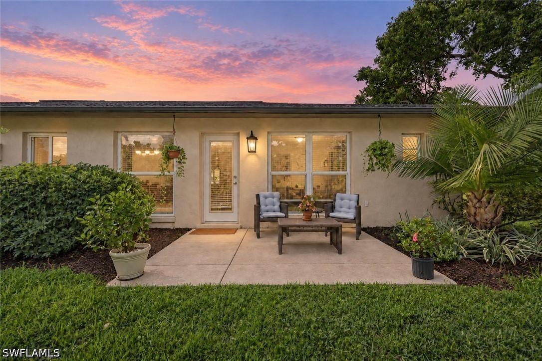 843 Palm View Dr. #25, Naples, FL 34110