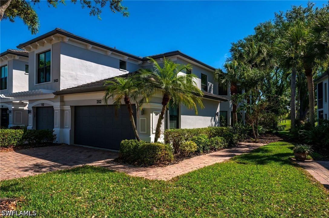 2433 Ravenna Blvd. #202, Naples, FL 34109