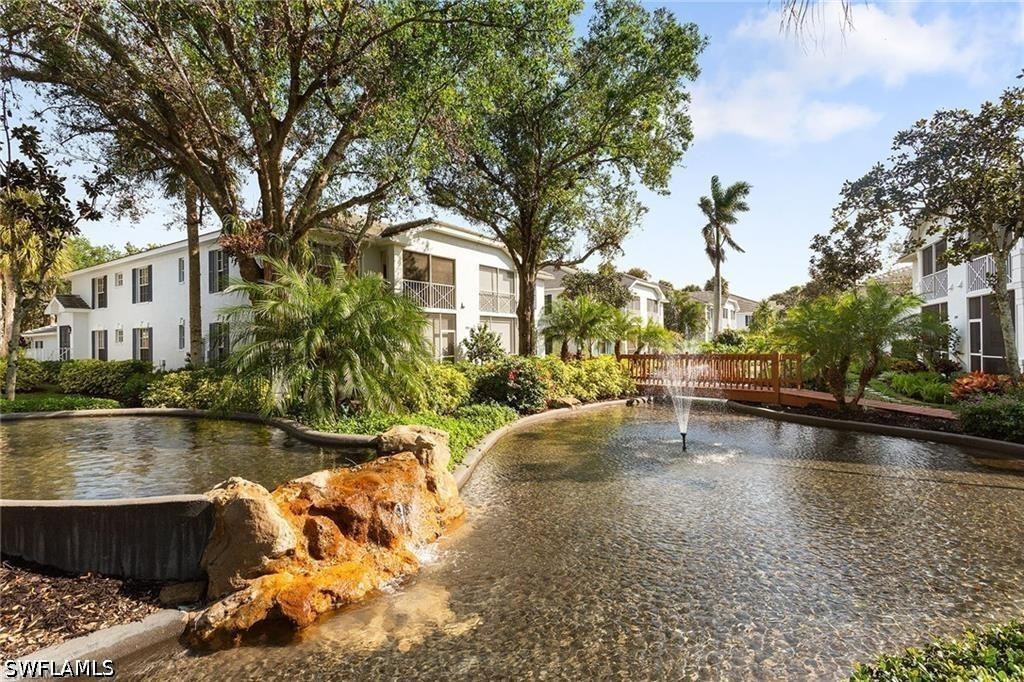 7092 Barrington Cir. #102, Naples, FL 34108