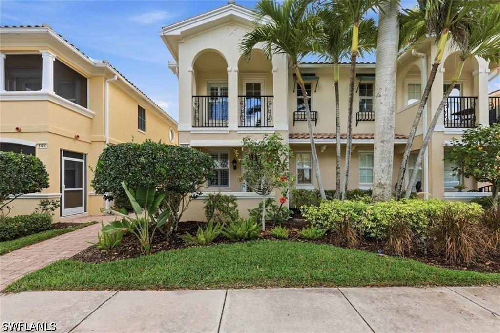 8108 Josefa Way, Naples, FL 34114