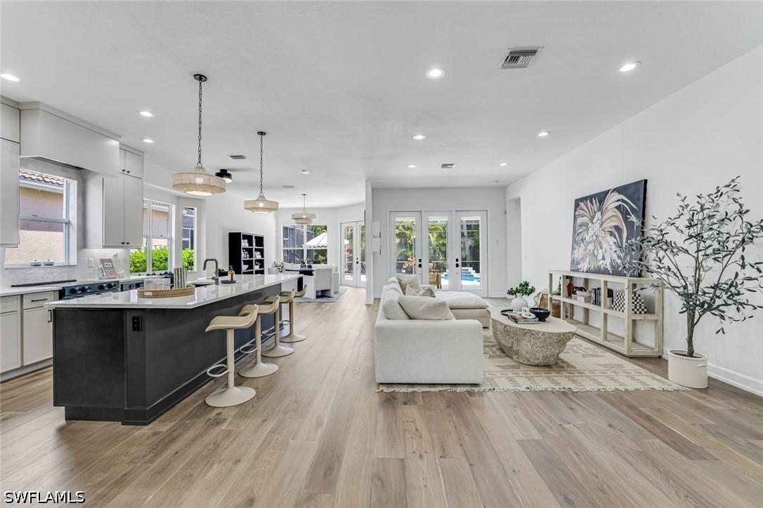 6132 Highwood Park Ln., Naples, FL 34110