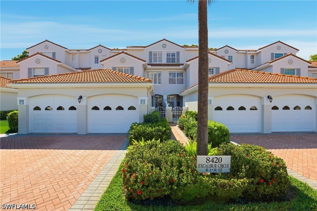 8420 Excalibur Cir. #R6, Naples, FL 34108