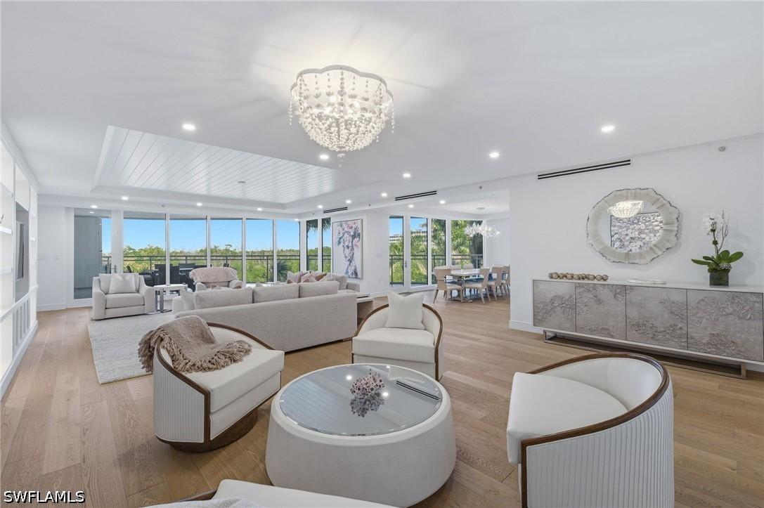 11125 Gulf Shore Dr. #308, Naples, FL 34108